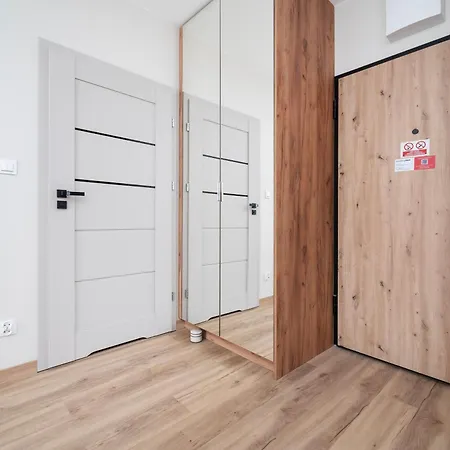 Kasprzaka Cozy By Bookinghost Apartment Lodz